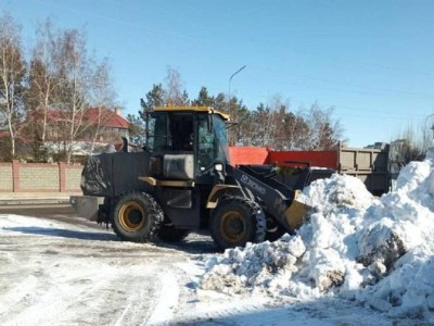 
                    Более 2,4 тыс. дорожных рабочих вышли на снегоуборку в Астане
                