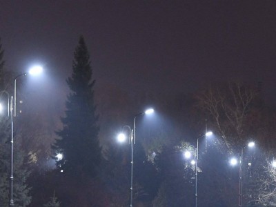 
                    Десять прожекторов установили под мостом через реку Есентай в Алматы
                