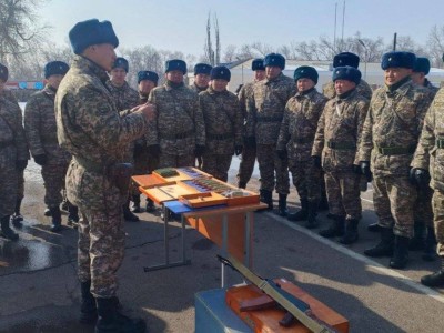 
                    Лучших старшин определили в воинских частях Сил воздушной обороны
                