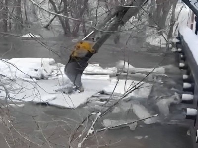 
                    Дачи подтопило в Усть-Каменогорске
                