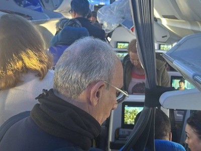 
                    Пассажиры Air Astana не могут вылететь из Дубая
                