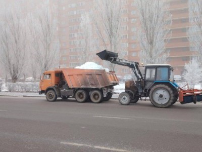 
                    Более 2,2 тыс. дорожных рабочих вышли на уборку снега в Астане
                