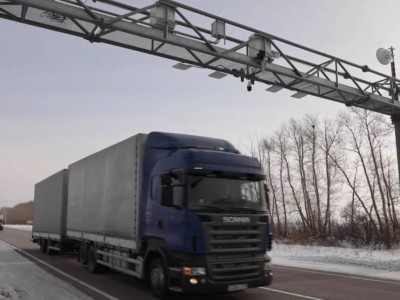 
                    На платной дороге приостановлено взимание сумм
                