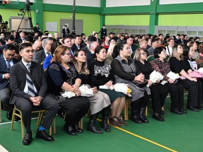 
                    Ерболат Досаев поздравил жительниц города с предстоящим весенним праздником
                