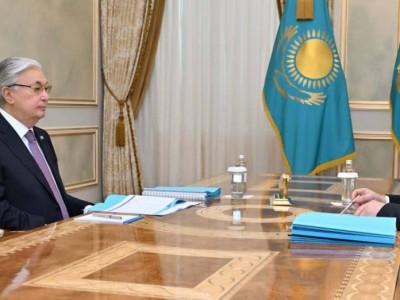 
                    Токаев принял Премьер-министра Олжаса Бектенова
                