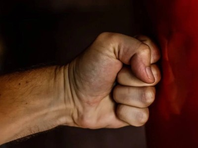 
                    Семейно-бытовое насилие: за что придется нести уголовную ответственность, рассказали в МВД
                