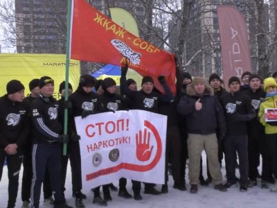 
                    Полицейские СОБР совершили марш-бросок на «Алматы Марафоне»
                