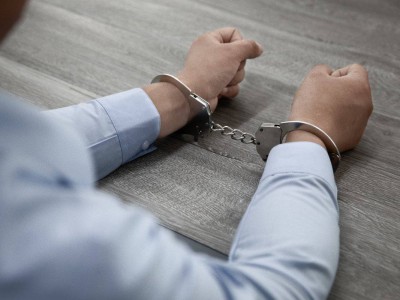 
                    Крупного наркобарона экстрадировали из Польши в Астану
                