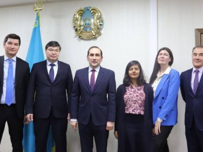 
                    Всемирный банк придает важное значение сотрудничеству с Казахстаном
                