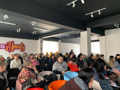 
                    В комьюнити-центре Алмалинского района Алматы стартовал курс по финансовой грамотности
                