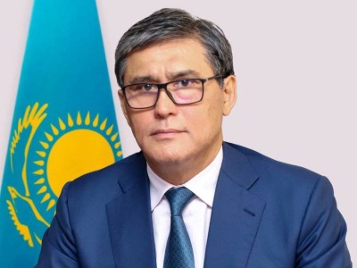 
                    Вице-министр по ЧС Пшембаев освобожден от должности
                