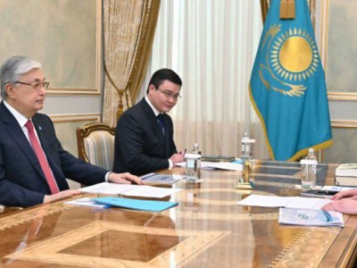
                    Глава АЗРК отчитался перед Токаевым
                
