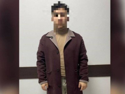 
                    Перевестись на бюджетное отделение за 2 млн тенге обещал мужчина алматинским студентам
                