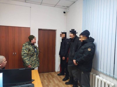 
                    Сразу троих лжеполицейских поймали в области Абай
                