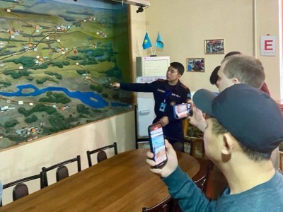 
                    Блогеры на себе почувствовали толчки в Алматы
                
