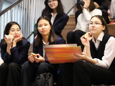 
                    Tech Girls: молодые казахстанки могут бесплатно обучиться IT-специальностям
                