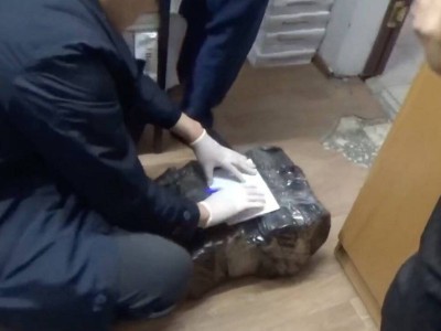 
                    Незаконной продажей водительских удостоверений занимались в Жамбылской области
                