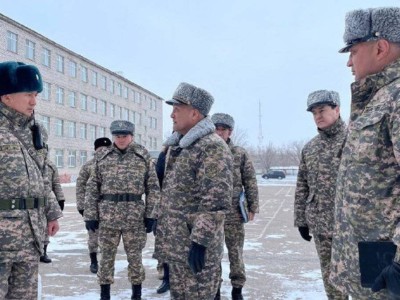 
                    Замминистра обороны совершил рабочую поездку в Карагандинскую область
                