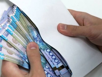 
                    Во взятке более 2 млн тенге подозревают главу ветконтроля Атырауской области
                