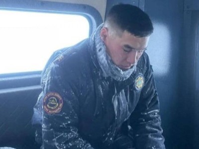 
                    Спасатели прошли 18 км в метели, чтобы доставить больного к врачам в Актюбинской области
                