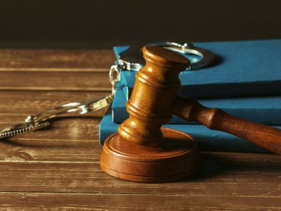
                    7 млн тенге путем мошенничества получило должностное лицо в Кызылорде
                
