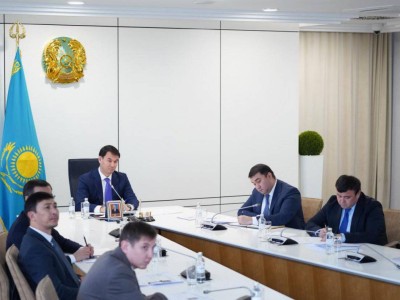 
                    Жесткие требования к акимам предъявил глава Туркестанской области
                