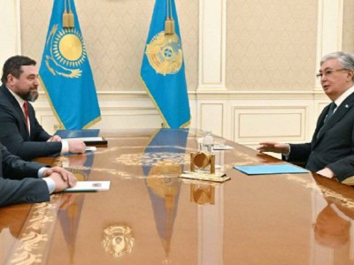 
                    Глава государства принял сооснователей компании Kaspi.kz
                