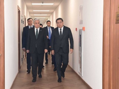 
                    Токаев посетил восстановленное после Кантара здание акимата Алматы
                