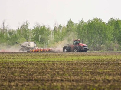 
                    В Казахстане стартовало финансирование льготного кредитования посевной кампании
                