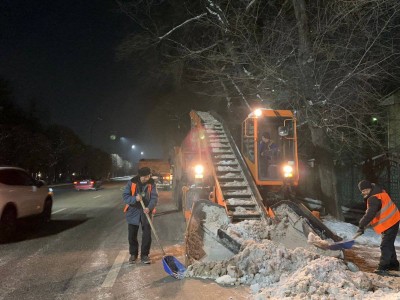 
                    Вывоз снега в Алматы: сделано более 2,4 тысячи рейсов самосвалов
                