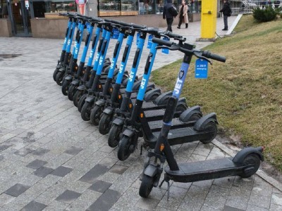 
                    В Алматы в два раза увеличилось количество поездок на кикшеринговых электросамокатах
                