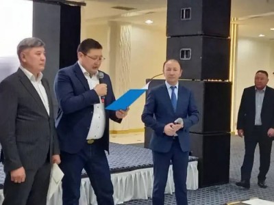 
                    В Алматы почтили память Заманбека Нуркадилова
                
