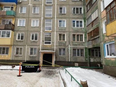 
                    Мужчину застрелили возле подъезда в Усть-Каменогорске
                