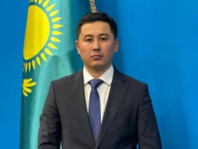 
                    Замену нашли задержанному за взятку главе управления по делам религий Алматинской области
                