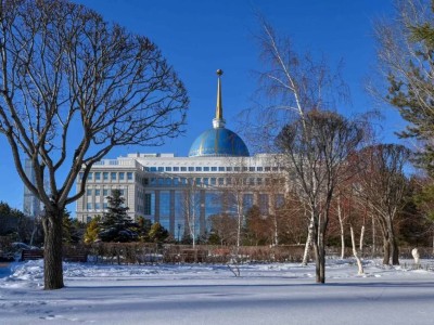 
                    Токаев освободил от должности командующего Силами специальных операций ВС РК
                