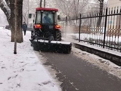 
                    Для уборки снега в Алматы задействовано 47 патрульных бригад
                