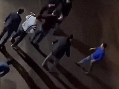 
                    «В ход пошел булыжник». Массовая драка произошла у спортивного бара в Актау
                