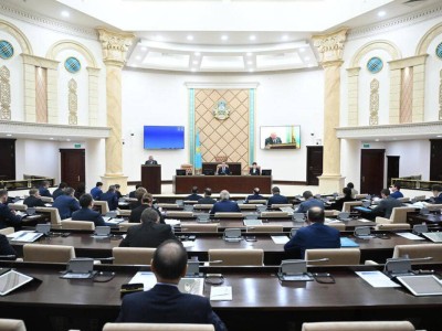 
                    Закон об усилении защиты прав ребенка одобрил Сенат
                