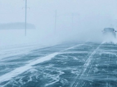 
                    В связи с непогодой ограничено движение на пяти участках республиканских трасс
                
