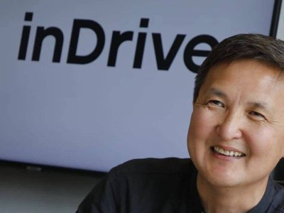 
                    Основатель inDrive Арсен Томский получил гражданство Казахстана
                