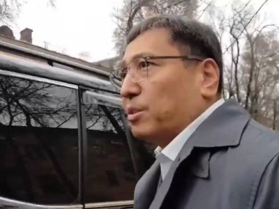 
                    Ерболат Досаев: Акиматом принимаются все меры по поддержке пострадавших в результате пожара
                