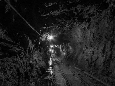 
                    «Казахмыс» приостановил работы на всех подземных рудниках после гибели горняков
                