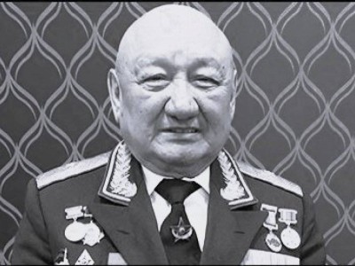 
                    В Алматы скончался видный военный деятель генерал Алмасбек Абдрахманов
                
