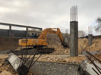 
                    В Актау снесли строящийся жилой комплекс
                