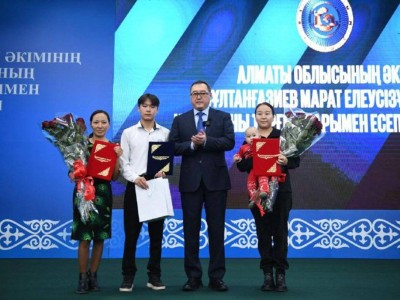 
                    Нағыз батыр: школьник по имени Акжол Герой спас десятки пассажиров и водителя автобуса
                