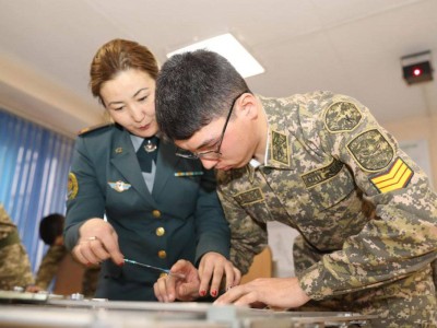 
                    Военные ученые и педагоги Казахстана отмечают профессиональный праздник
                