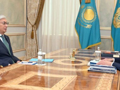 
                    Президента ознакомили с деятельностью университета КазНУ имени аль-Фараби
                