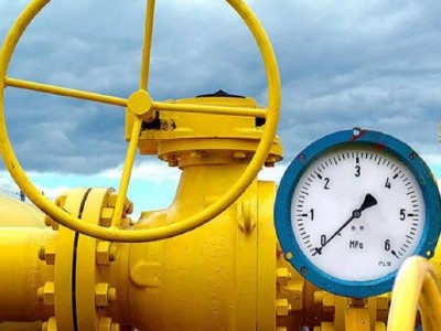 
                    Для бесперебойной подачи газа в Турксибском районе проводятся ремонтные работы
                