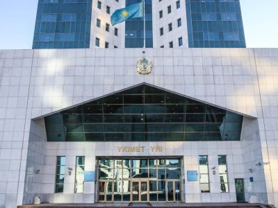 
                    Какую помощь окажут семьям погибших при пожаре на шахте им. Костенко
                