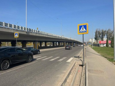 
                    В Алматы на Кульджинском тракте демонтирован временный пешеходный переход
                